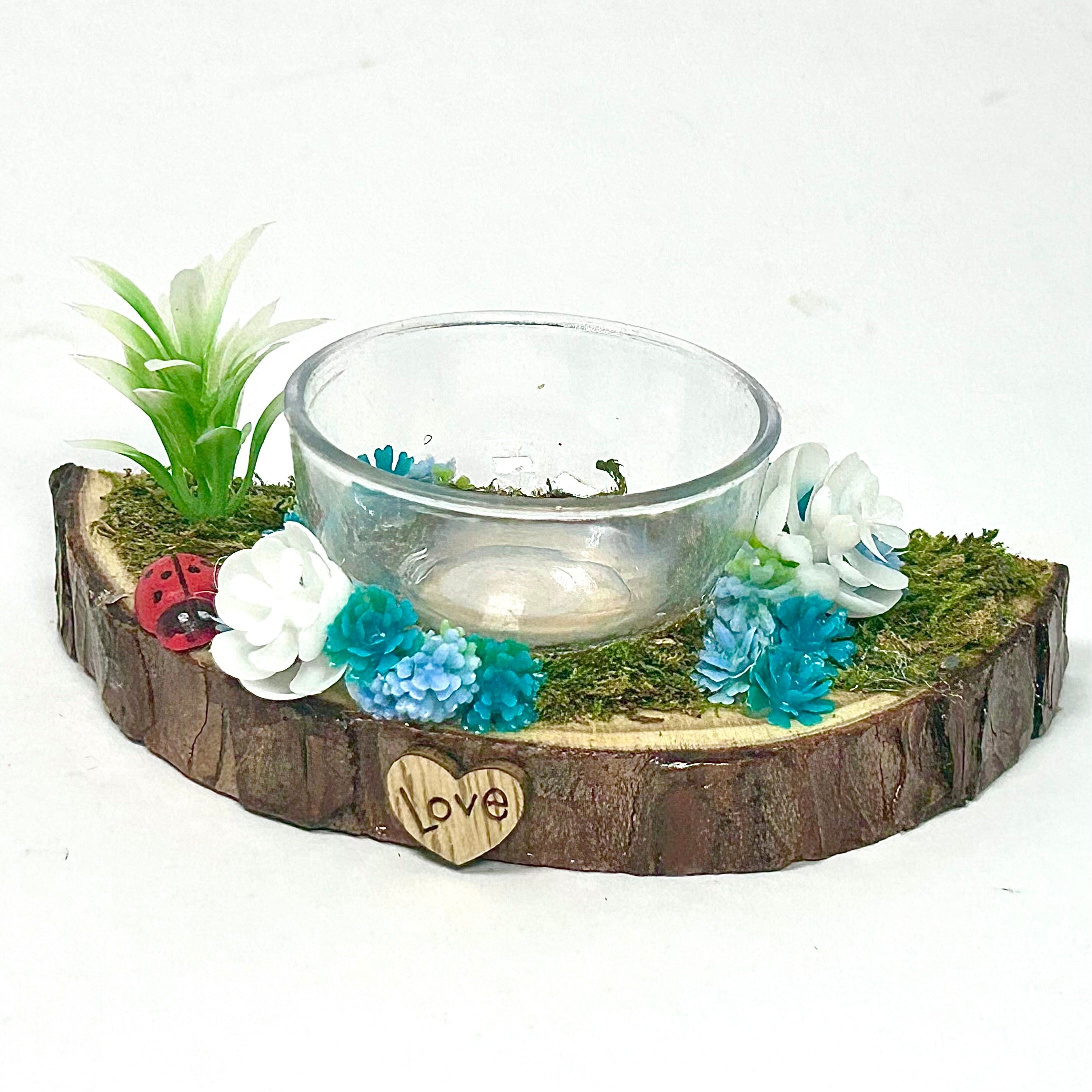 Blossom Bowl Ledge – Practical, Pretty, and Perfect for Feeding Time!