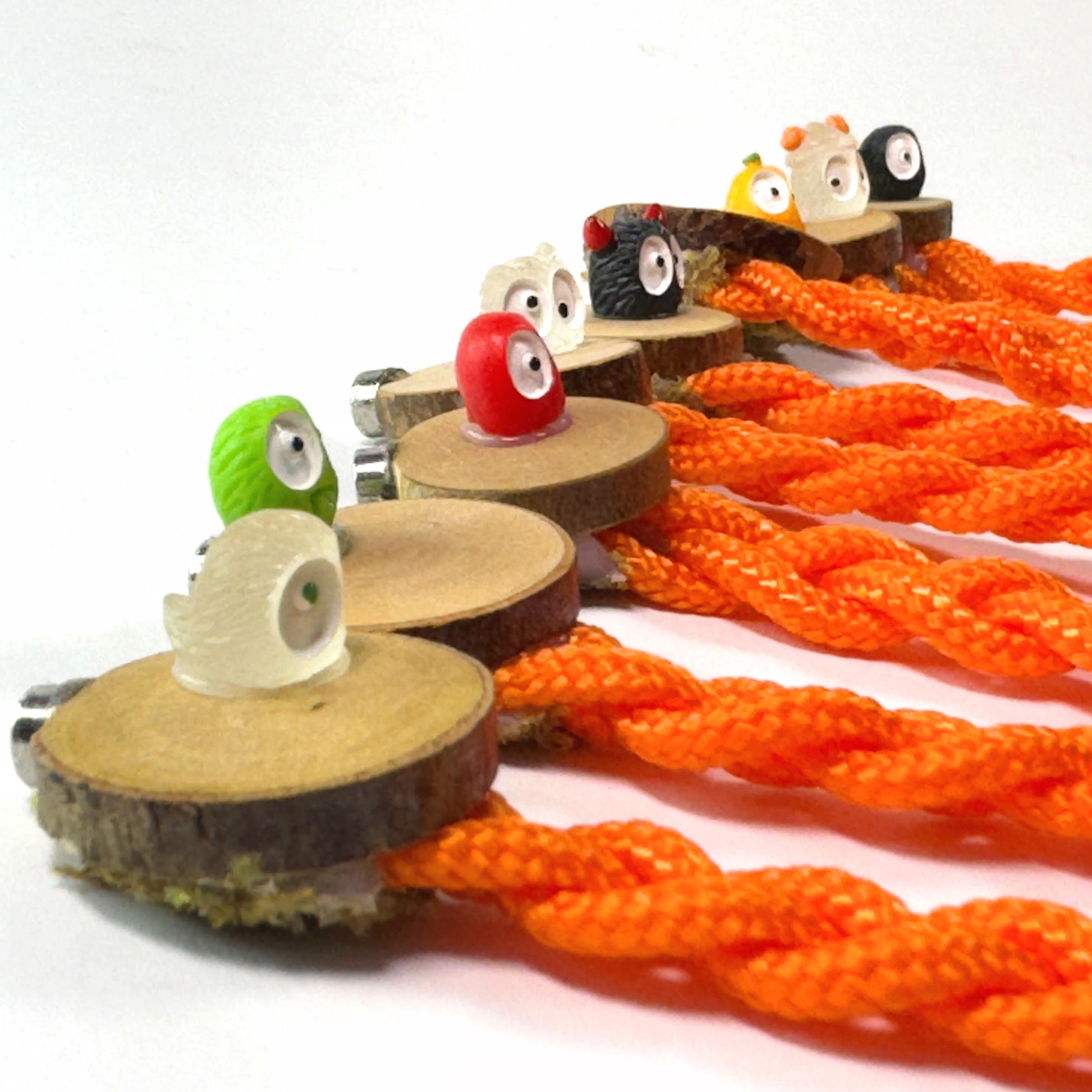 Halloween - Ghoulish Rope Bridge - Orange - Glow in the dark! - Jumping Spider Setup - Opus Vita