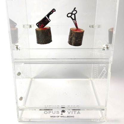 Halloween - Mini Bloody Butchers Block with Weapon - with Magnets - Jumping Spider Setup - Opus Vita