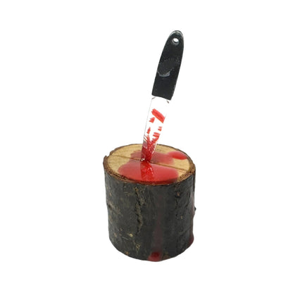 Halloween - Mini Bloody Butchers Block with Weapon - with Magnets - Jumping Spider Setup - Opus Vita
